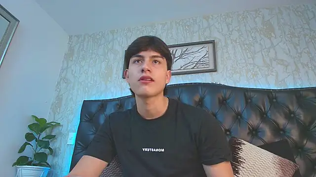 Lander Cruz online show from February 3, 7:52 pm