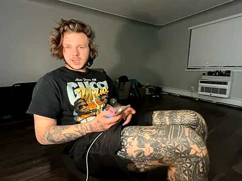 Tatertats online show from December 3, 5:35 am