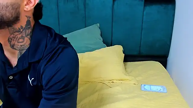 lucky smith1 online show from December 13, 7:53 pm