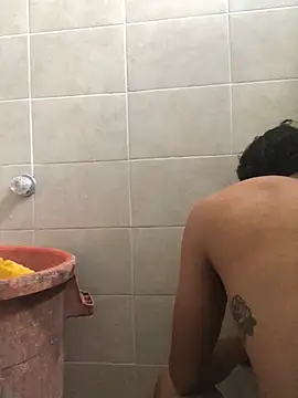 modeloxtz online show from January 12, 2:21 pm