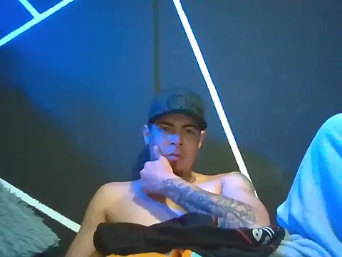 Magic mike22 online show from January 17, 8:17 am