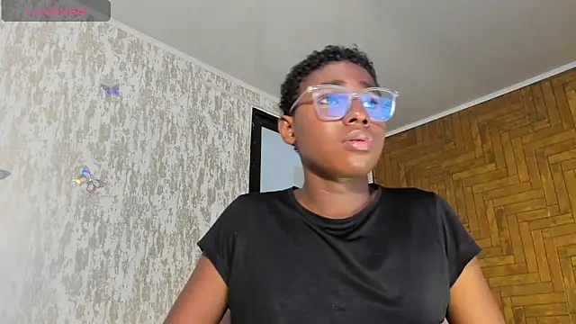 teylor lovee online show from February 25, 10:00 pm