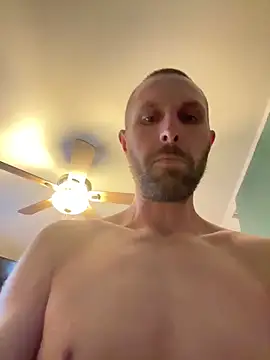 boiseskier01 online show from December 3, 8:48 pm