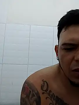 YTupapito1234 online show from March 27, 4:27 am