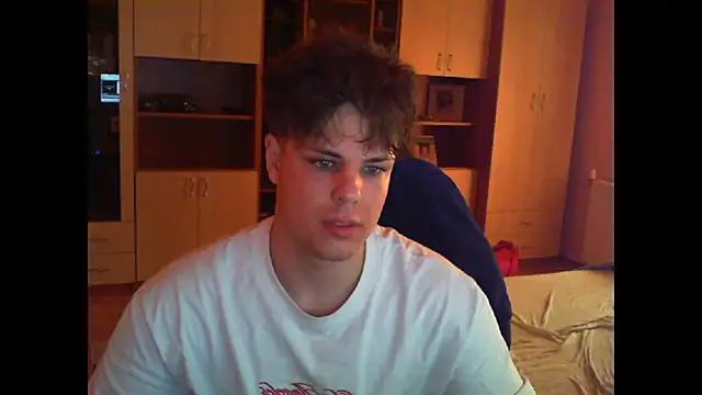 GymGuy0505 online show from March 6, 5:59 am