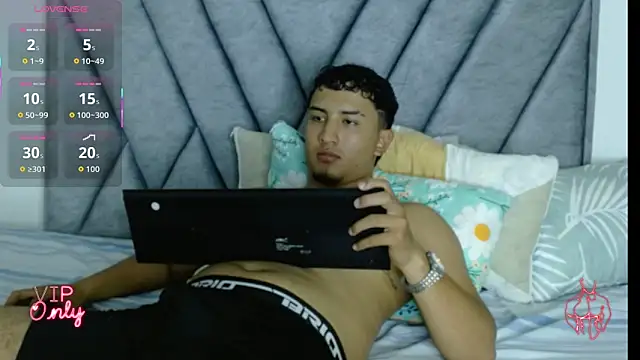 kyro estrada online show from February 26, 7:26 pm