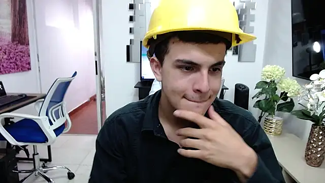 massimo greco  online show from January 14, 8:23 pm