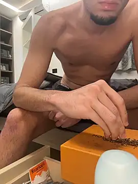 rich papi online show from December 23, 9:07 am