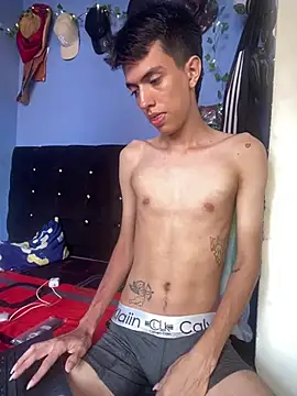 Juan Gomezz26 online show from March 27, 8:21 pm