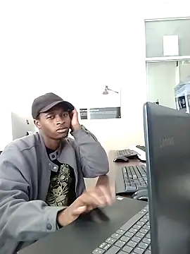 TheeblackDivckgiver online show from April 29, 11:48 am