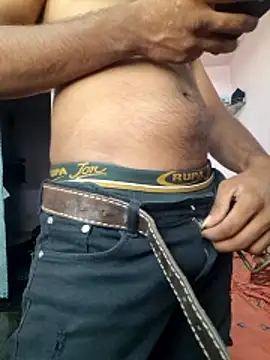 suhxil79 online show from May 5, 4:36 am