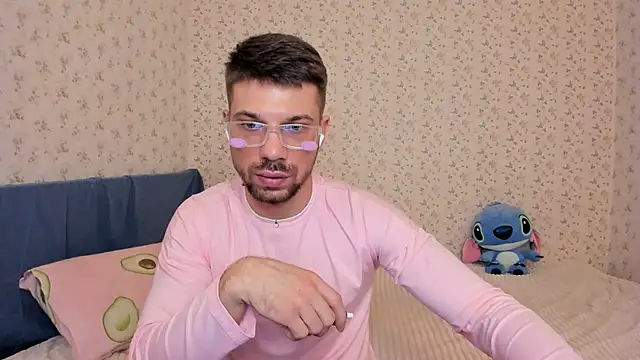 Tony Wolf online show from December 20, 7:43 pm