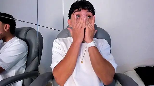  TaylorBlack online show from March 3, 11:39 am