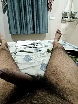 Tall7boy7 online show from April 1, 5:21 pm