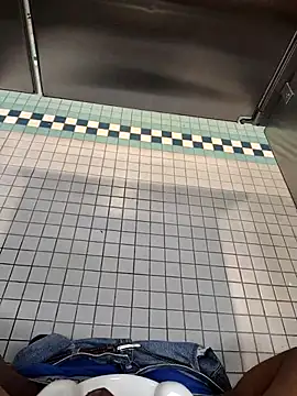 joaquinvaladez online show from April 14, 9:03 pm