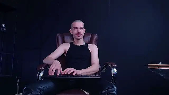 KaydenDrew online show from December 20, 11:06 am