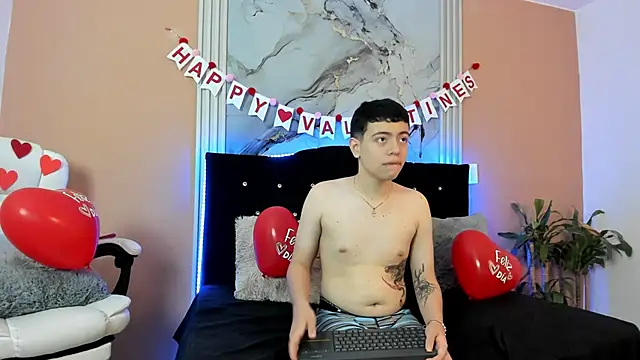 alex xhunter online show from February 15, 2:25 pm