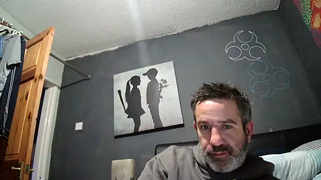 UnhappyDawn773 online show from May 16, 1:03 am