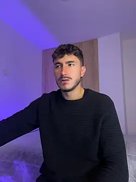 LIAM COLT online show from April 16, 1:49 am