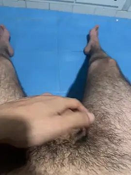 Grossebite2905 online show from June 20, 3:22 am