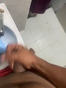 08yeis online show from February 8, 1:55 am