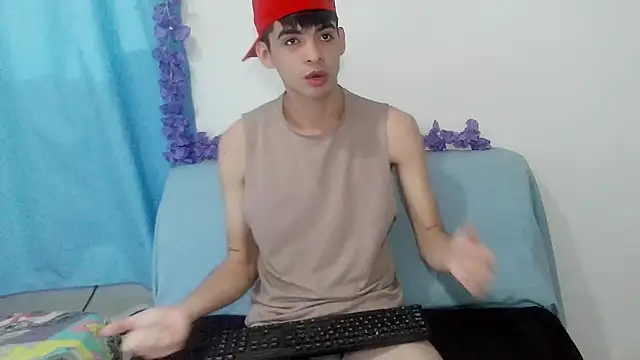 nico22love online show from February 23, 7:37 pm