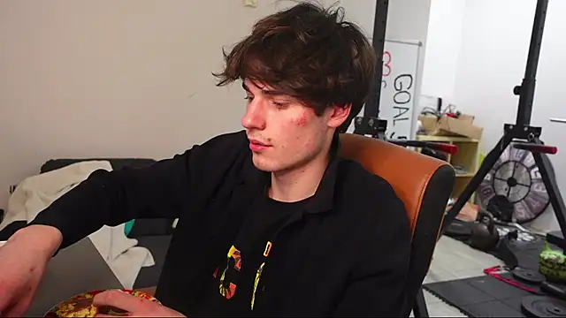 Daniel Shawnn online show from January 14, 7:28 pm