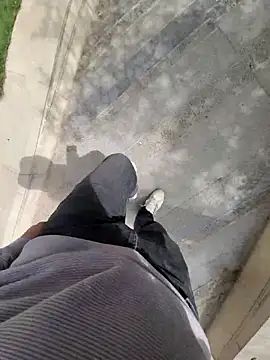 jerryrooh69 online show from March 25, 8:40 am