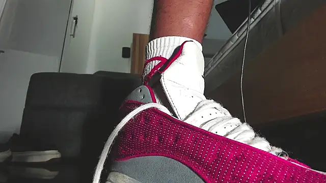 naughty master  online show from January 11, 3:43 am