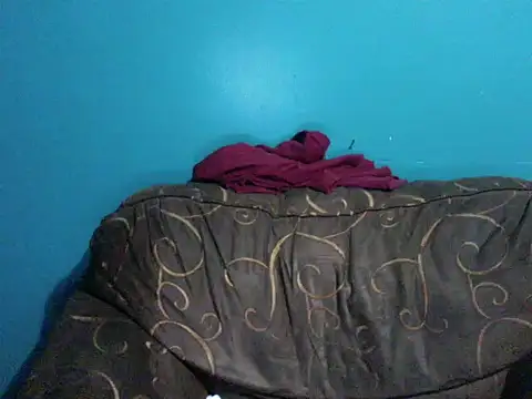 latinomoreno95 online show from January 17, 2:03 am