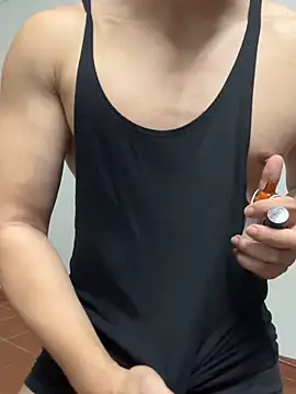 hunkybabyboi online show from April 8, 4:05 pm