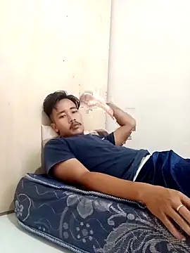 Reynalx online show from January 31, 11:03 pm