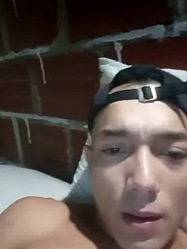 Tayzon09 online show from January 18, 11:40 pm