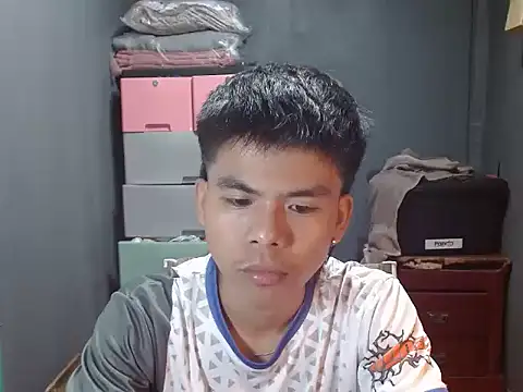 pinoymonstercock xx online show from July 3, 2:34 pm