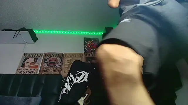Anhony Muscle online show from April 10, 9:44 pm