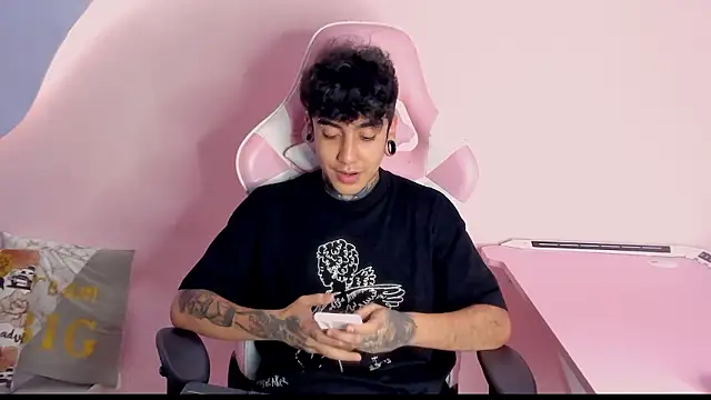 MarkOlsenn online show from January 14, 8:56 pm