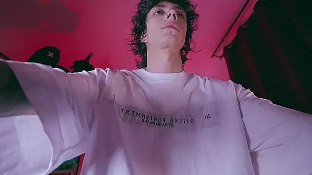 Olliver   y online show from January 17, 3:31 am