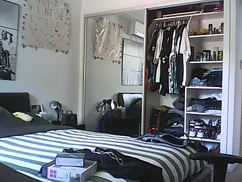 loudandproud online show from March 16, 1:56 am