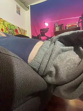 Beastbab3 online show from February 1, 7:01 pm