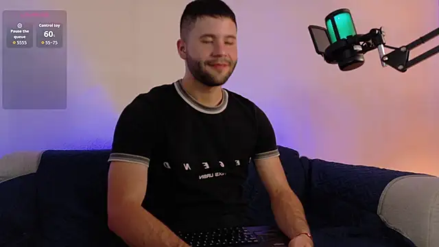 AndyKnoxx online show from April 8, 8:39 pm