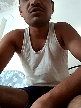 HotteboyShubh online show from February 21, 4:24 am