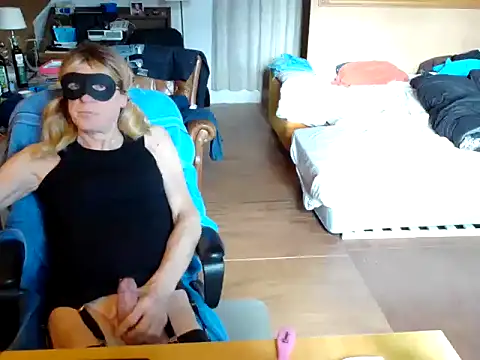 jasankia online show from February 17, 1:54 pm