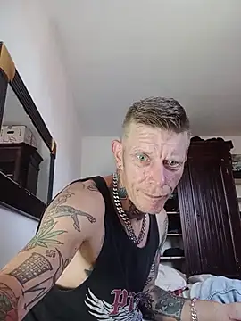 Der Schoene Penis online show from June 13, 12:25 pm