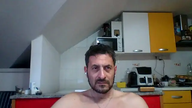 colosone online show from April 18, 5:03 pm