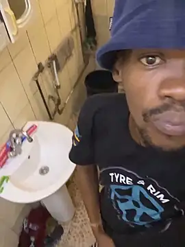 BigAndBeaut online show from February 23, 12:18 pm