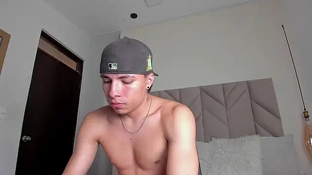 LoganGreys online show from March 1, 10:53 pm