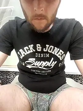 80julien online show from March 19, 9:29 pm