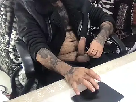 BlazeHart online show from January 11, 2:32 pm