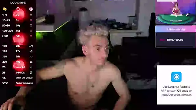 Rayzel White online show from May 16, 2:09 am