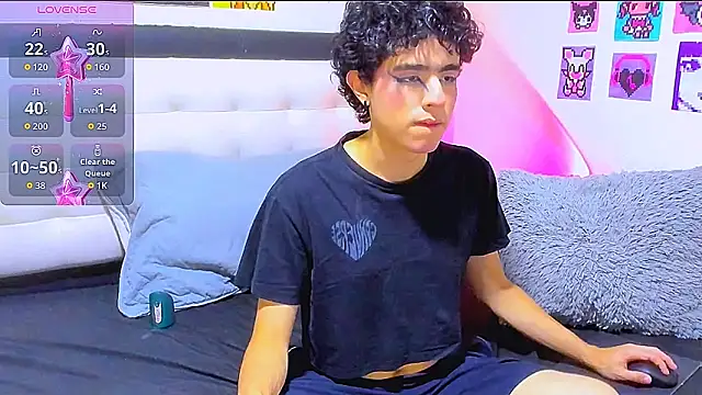 LuanRush  online show from February 7, 10:59 pm